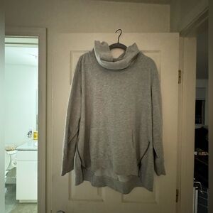 Women's Old Navy Active Grey Sweatshirt